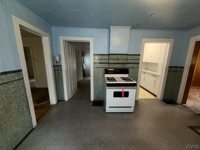 418 Roberts Street Rome, NY 13440 - Photo 8 of 33