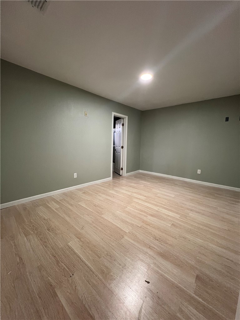 205 West 3rd Street Alice, TX 78332 - Photo 8 of 19
