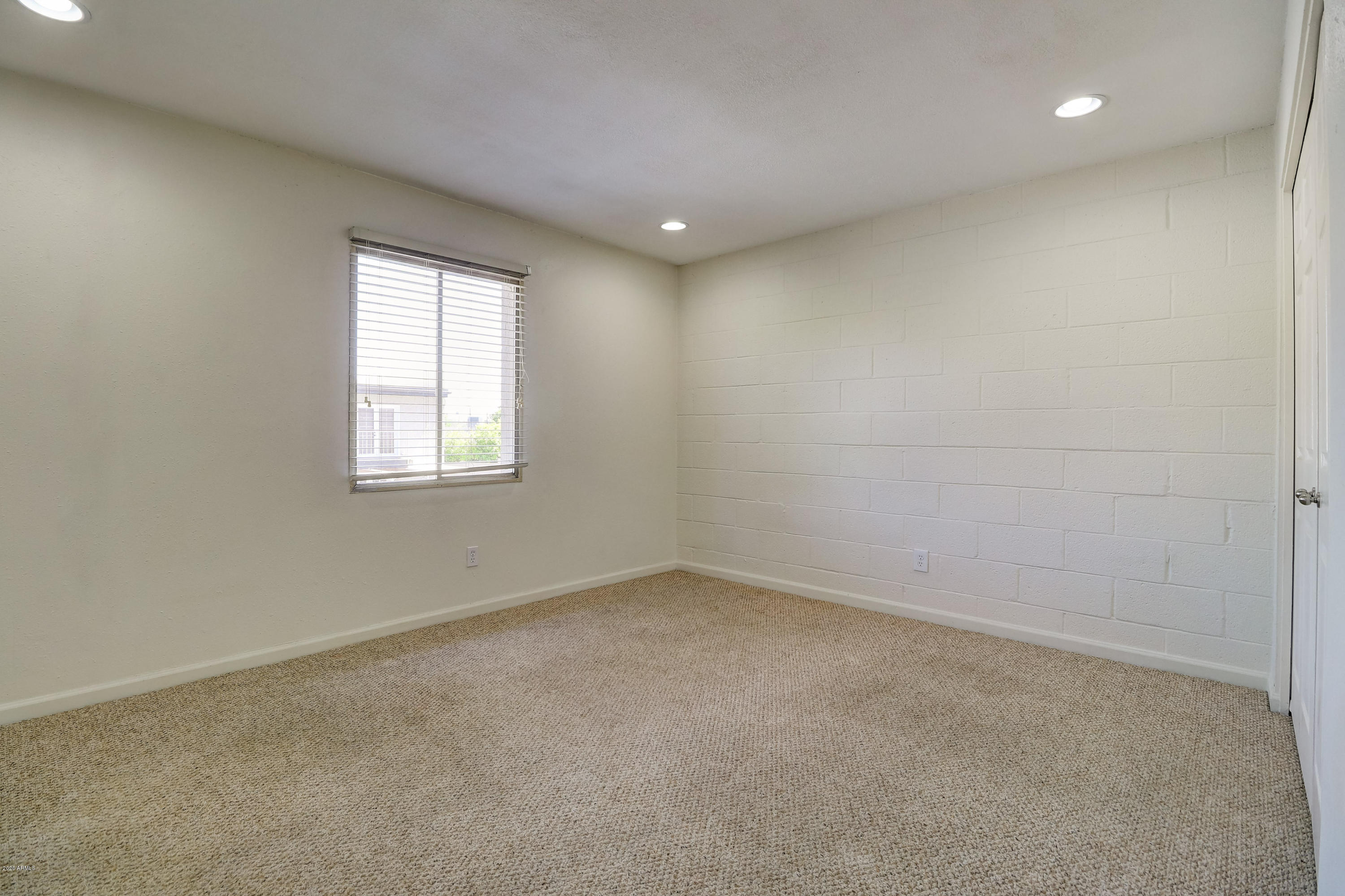 4201 East Camelback Road, Unit 86 Phoenix, AZ 85018 - Photo 14 of 22 B (9)