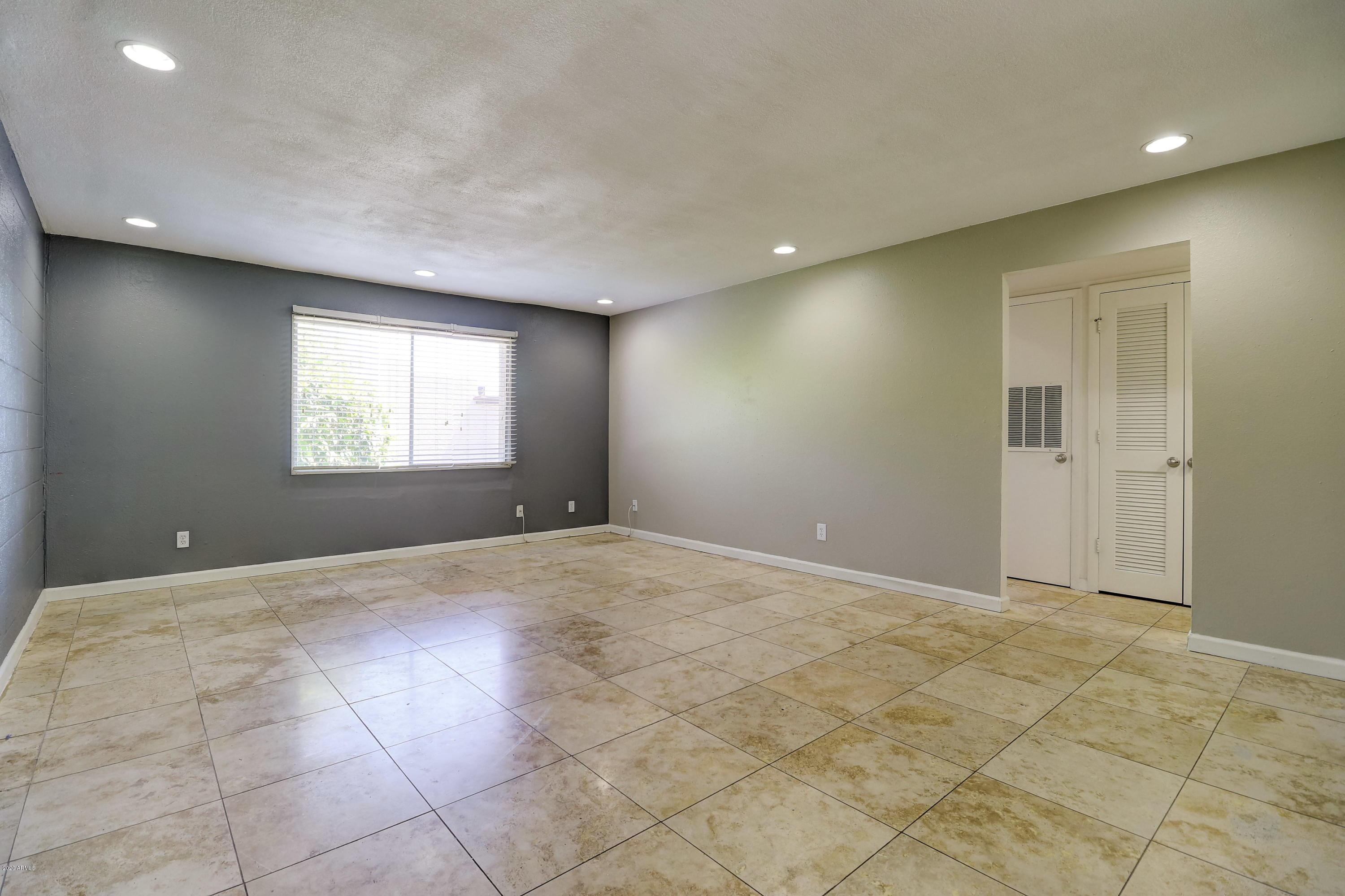 4201 East Camelback Road, Unit 86 Phoenix, AZ 85018 - Photo 6 of 22 B (1)