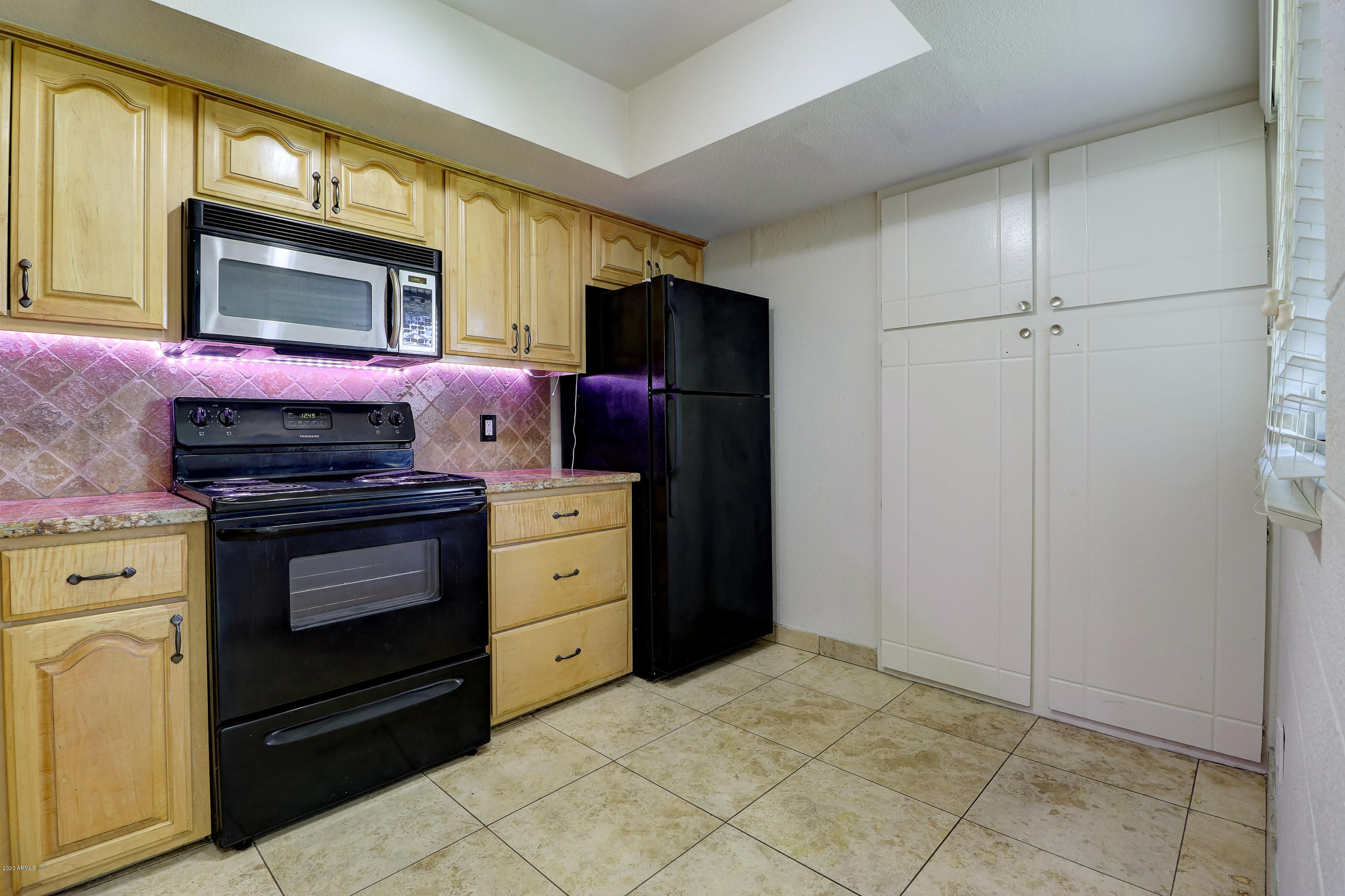4201 East Camelback Road, Unit 86 Phoenix, AZ 85018 - Photo 10 of 22 B (5)