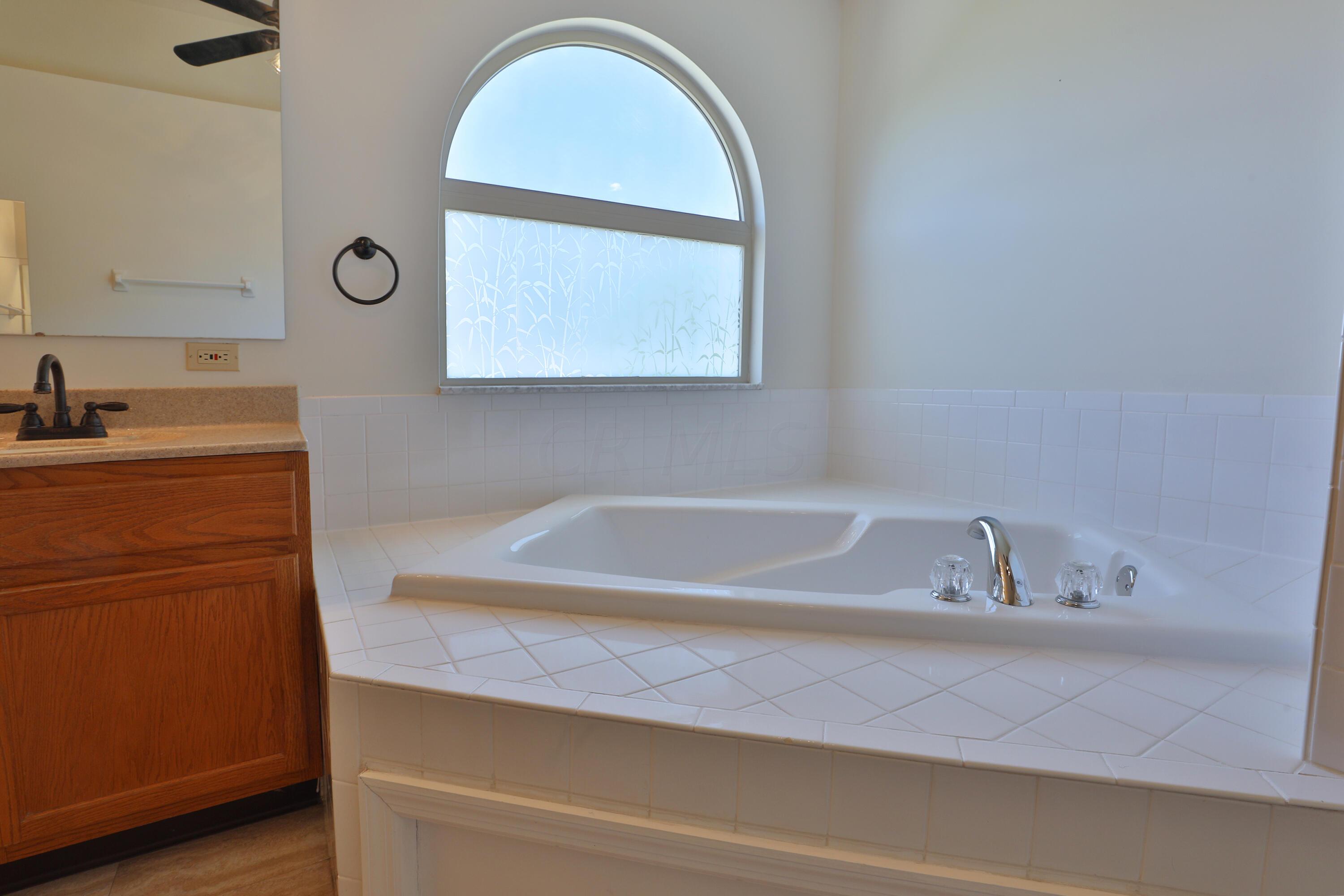 5958 Rings Road Dublin, OH 43016 - Photo 40 of 50 5958-Rings-41