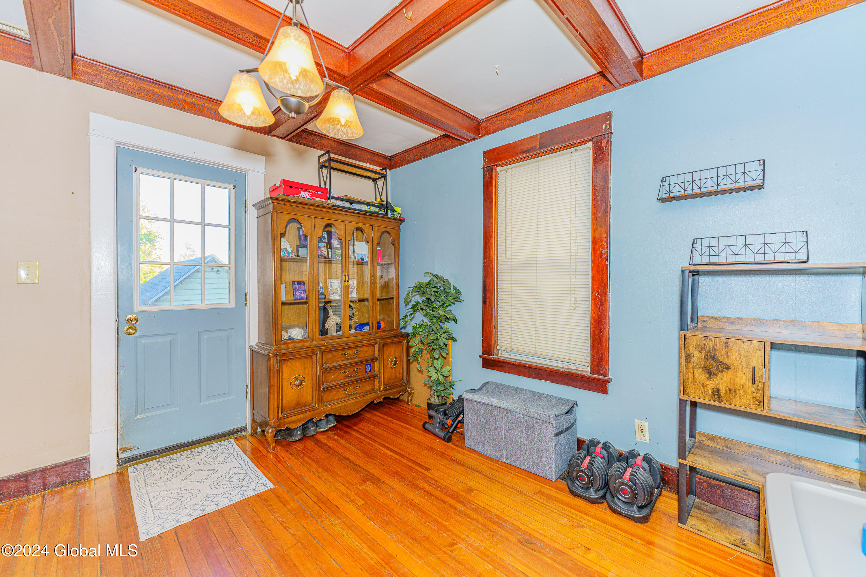 21 Manchester Road Schenectady, NY 12304 - Photo 11 of 33 2 Diningroom 4