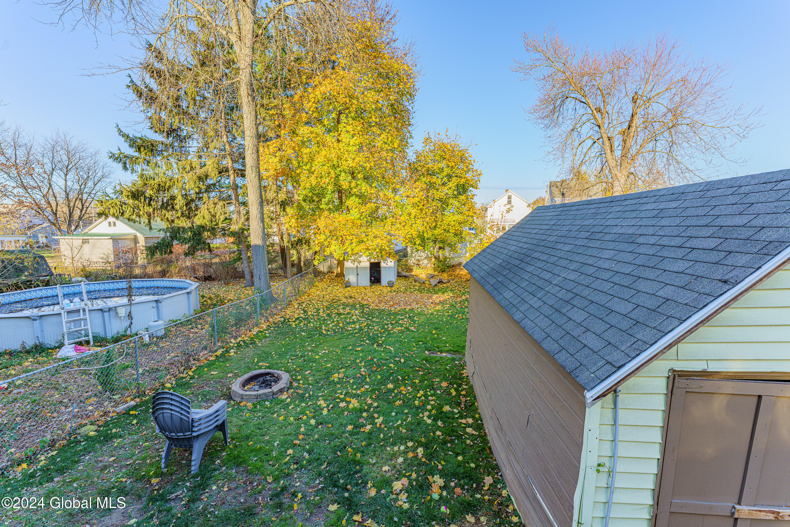 21 Manchester Road Schenectady, NY 12304 - Photo 28 of 33 Yard 2