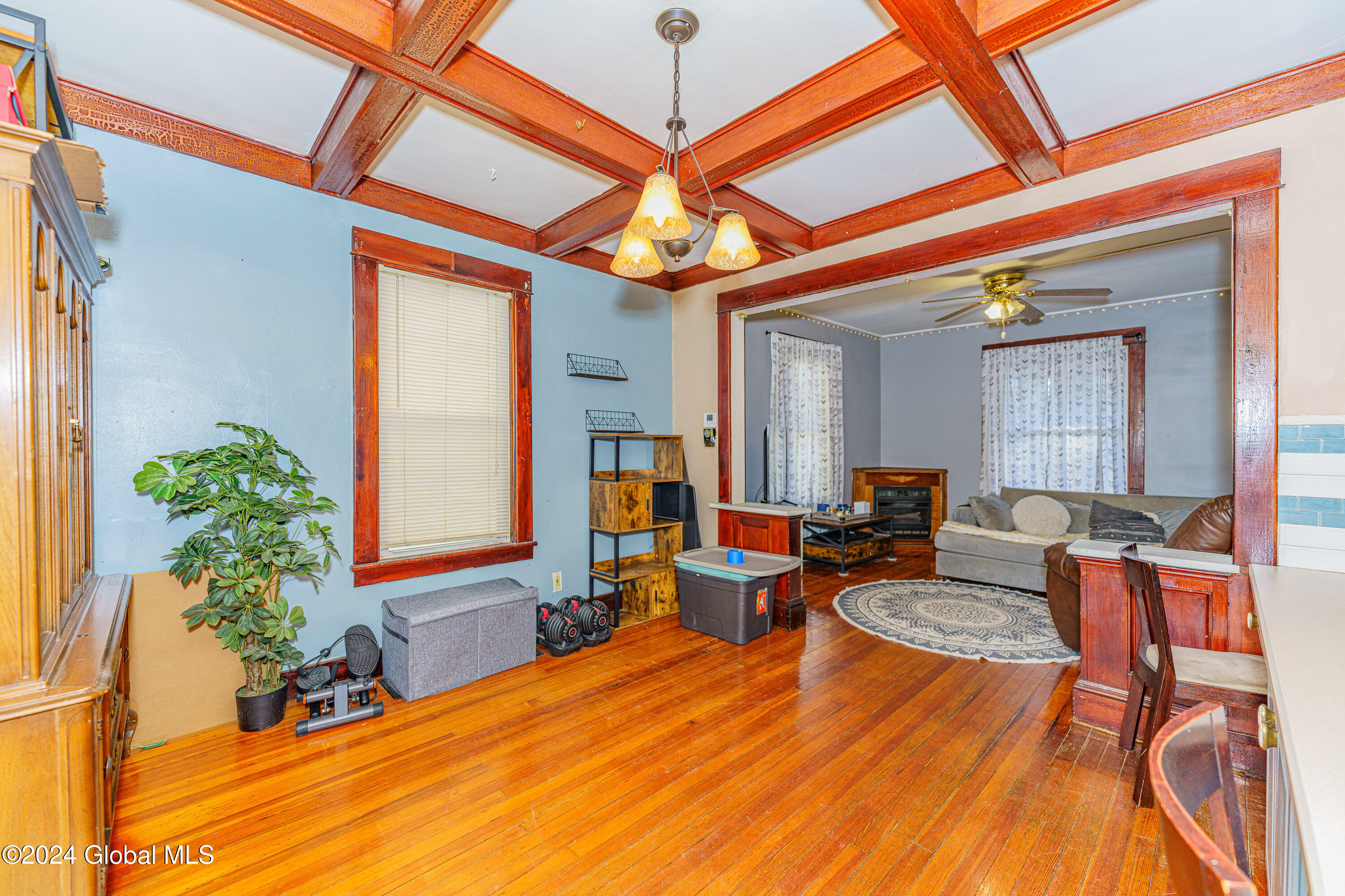 21 Manchester Road Schenectady, NY 12304 - Photo 9 of 33 2 Diningroom 2