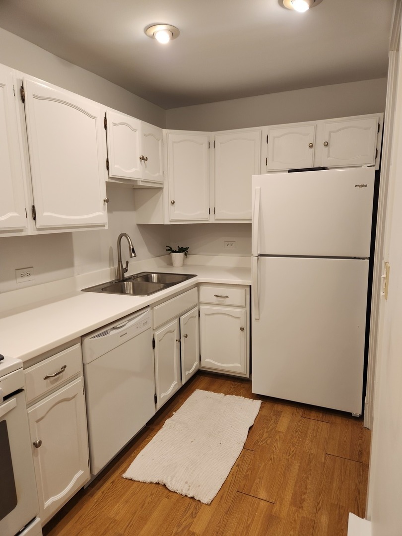 3120 North Sheridan Road, Unit AG Chicago, IL 60657 - Photo 8 of 15 Gallery Image 8