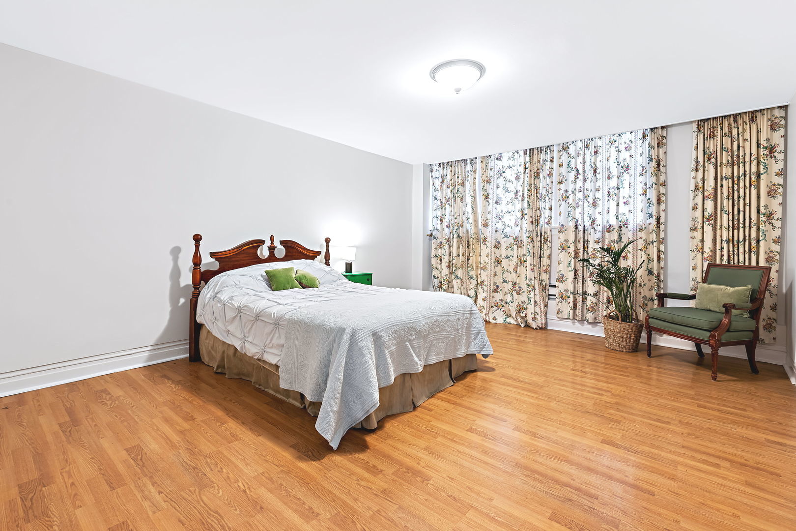 3120 North Sheridan Road, Unit AG Chicago, IL 60657 - Photo 10 of 15 Gallery Image 10
