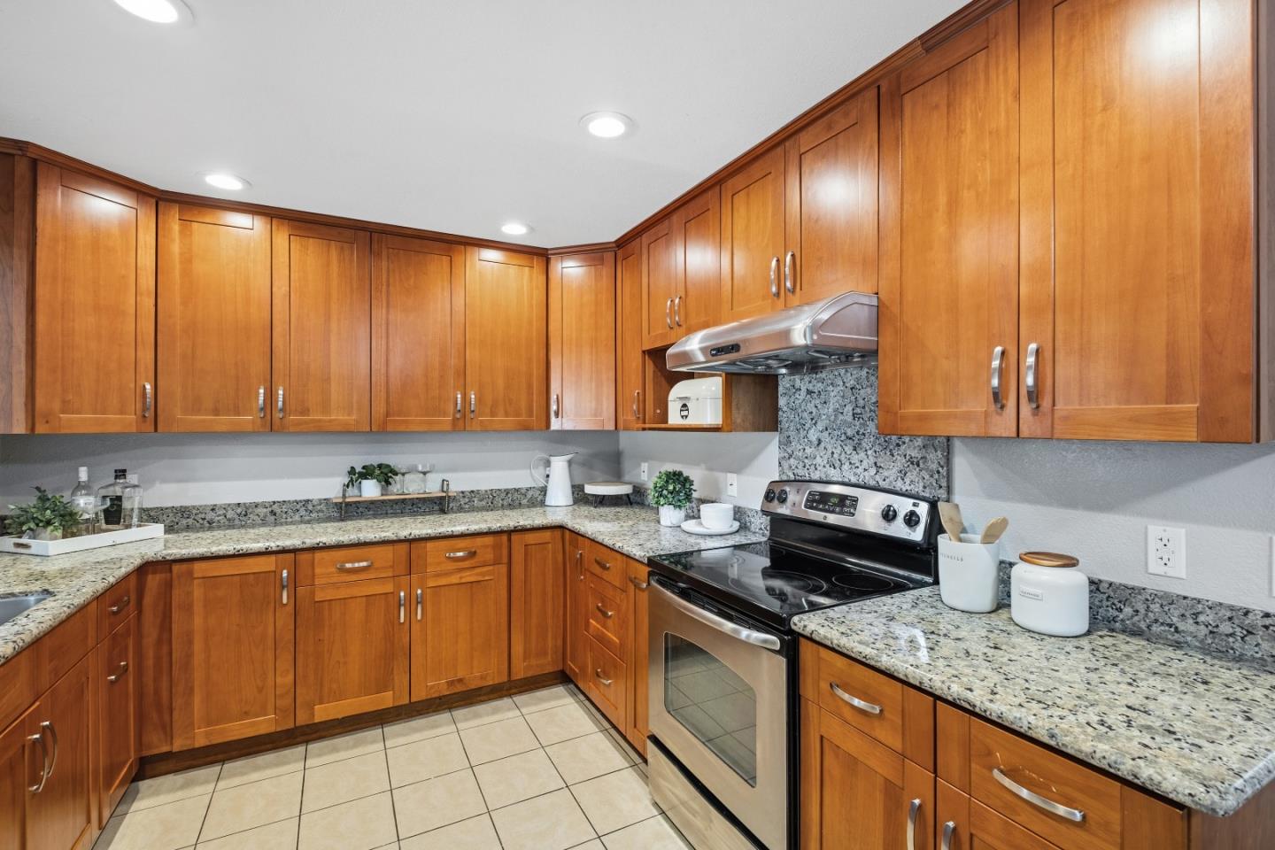 1352 Cutforth Court San Jose, CA 95132 - Photo 23 of 54