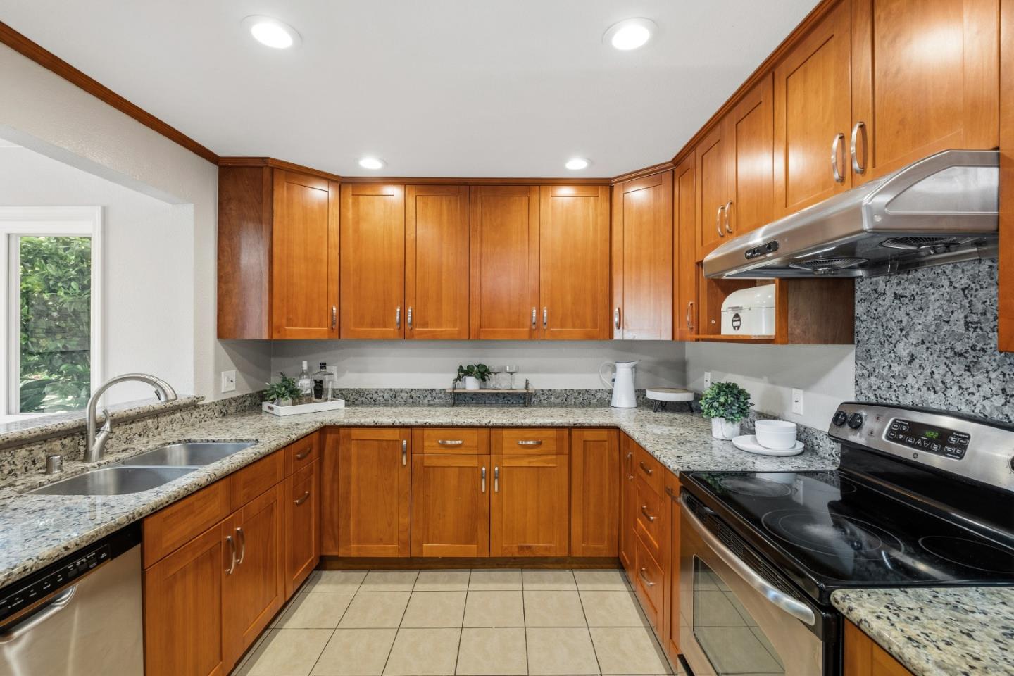 1352 Cutforth Court San Jose, CA 95132 - Photo 24 of 54