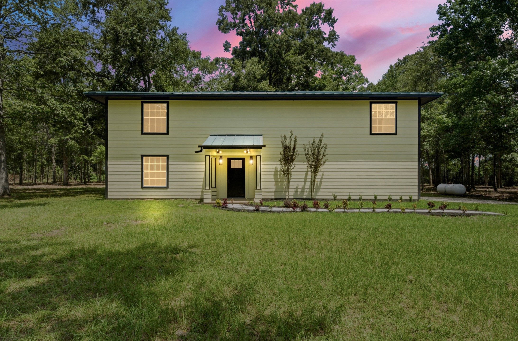410 Oak Knoll Road Cleveland, TX 77328 - Photo 1 of 46