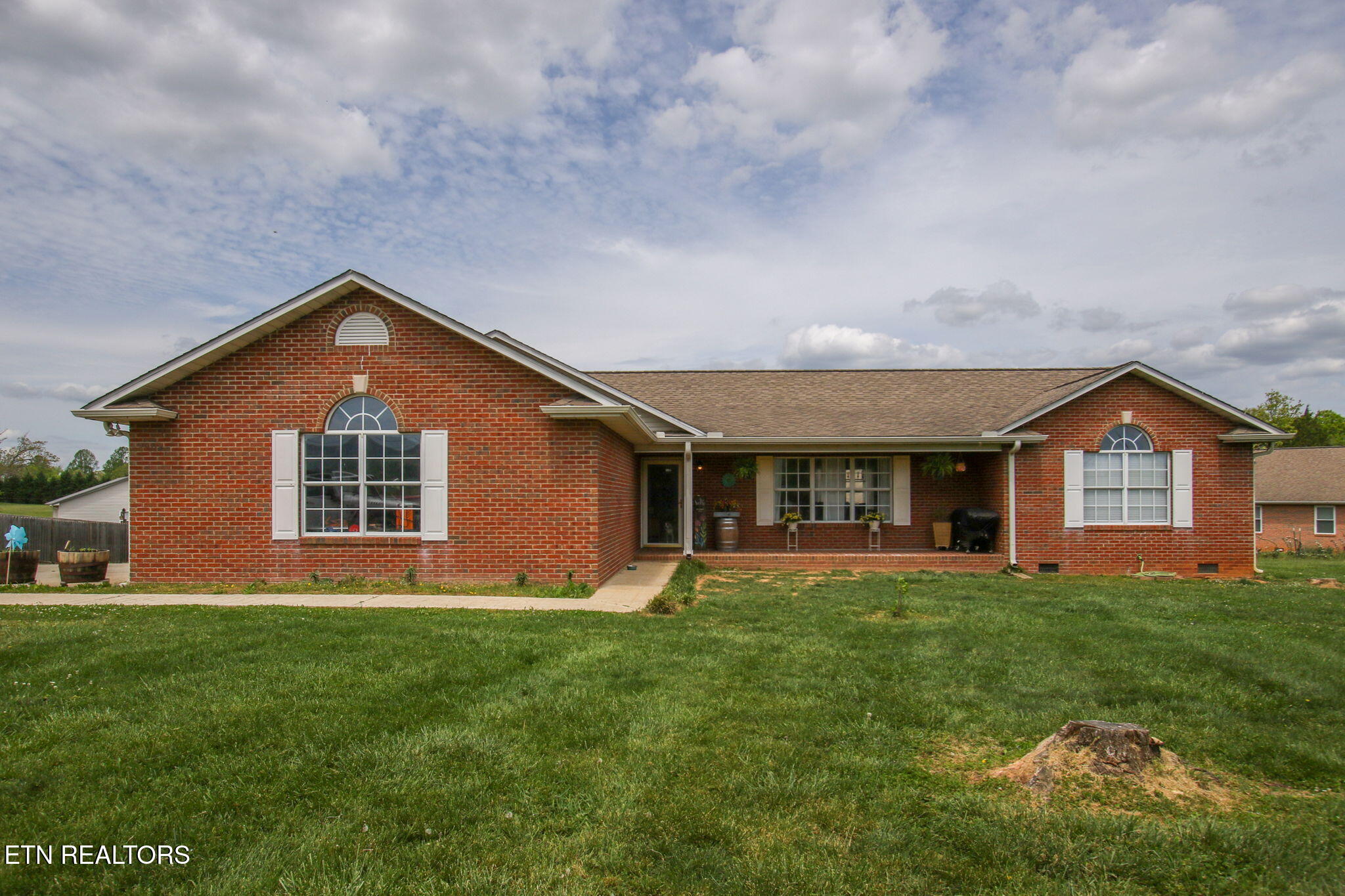 3909 Tuckaleechee Pike Maryville, TN 37804 - Photo 41 of 41 Front....