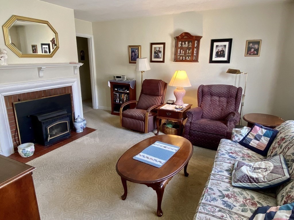 14 Crestwood Road Paxton, MA 01612 - Photo 7 of 37 Gallery Image 7