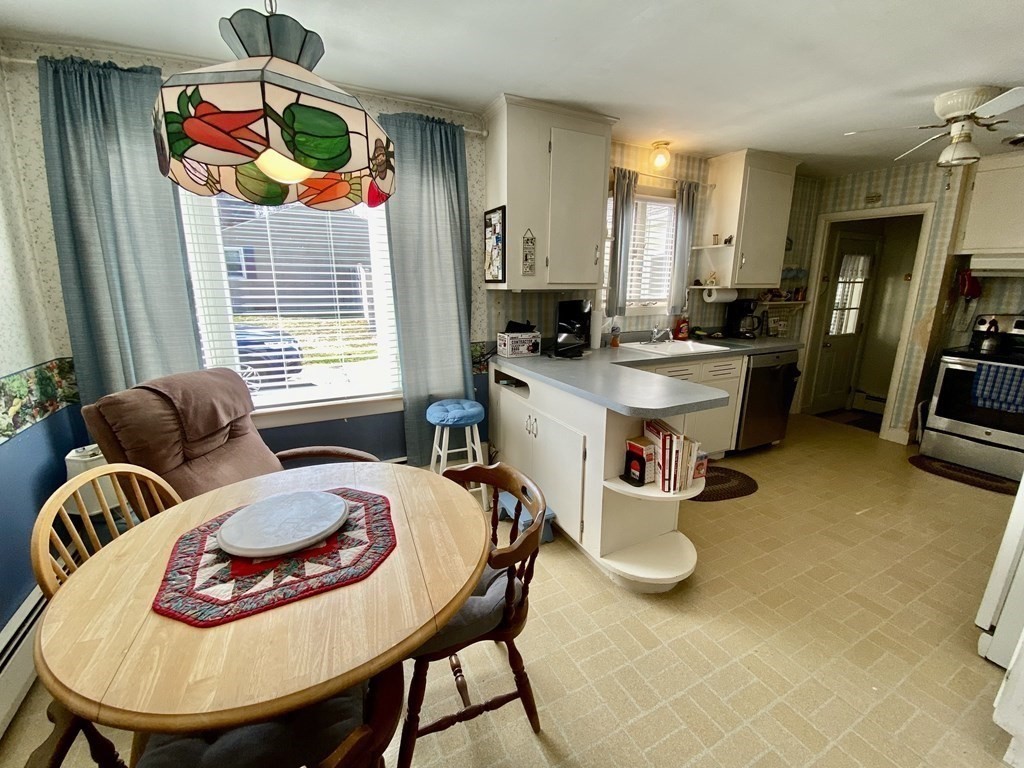 14 Crestwood Road Paxton, MA 01612 - Photo 8 of 37 Gallery Image 8