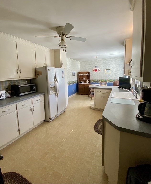 14 Crestwood Road Paxton, MA 01612 - Photo 10 of 37 Gallery Image 10