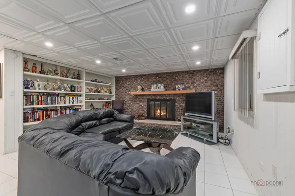 $1,149,000 | 1240 Antietam Drive, Long Grove, IL 60047