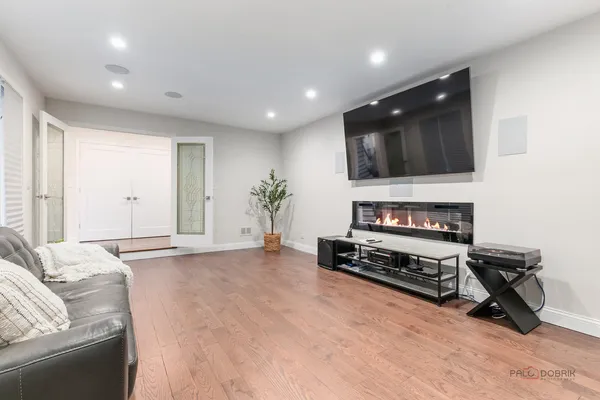 $1,149,000 | 1240 Antietam Drive, Long Grove, IL 60047
