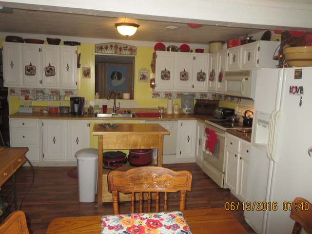 W12149 Ranch Road Crivitz, WI 54114 - Photo 9 of 20 Gallery Image 9