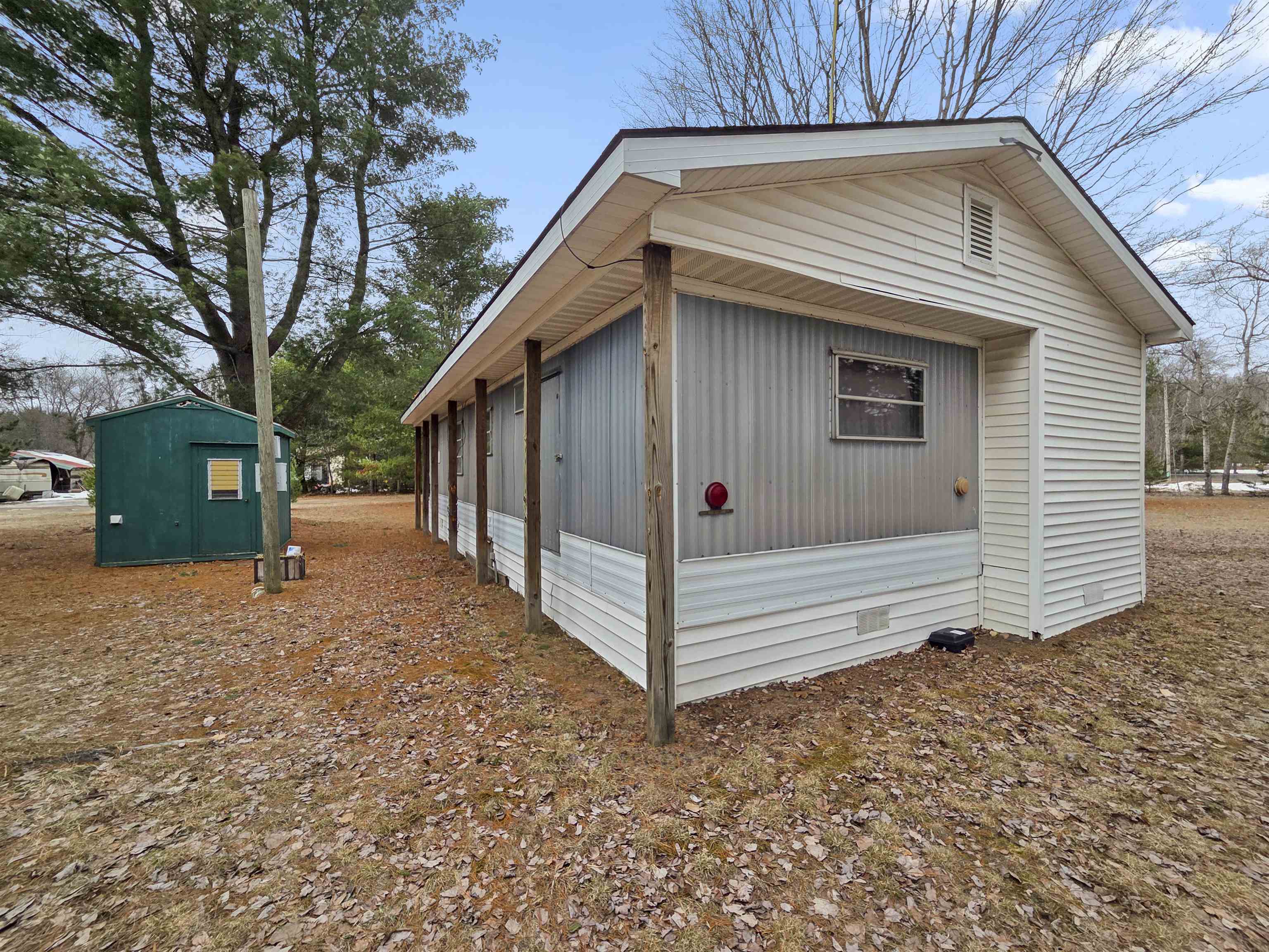 10733 Freeman Road Mesick, MI 49668 - Photo 17 of 28