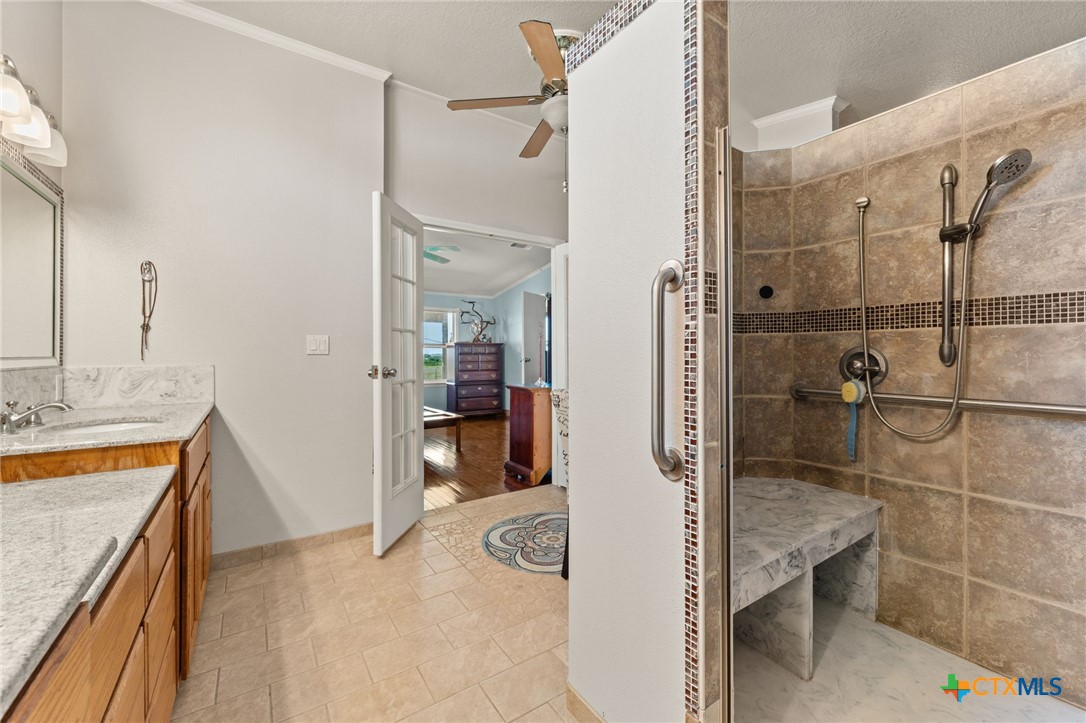 2124 Hackberry Road Salado, TX 76571 - Photo 22 of 41 Primary Bathroom in main home