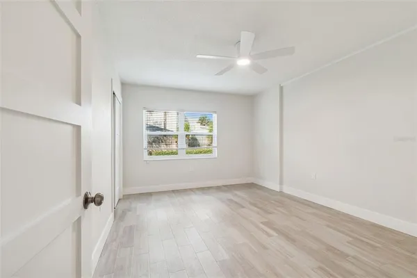 $225,000 | 300 Venetian Drive, Unit 2, Clearwater, FL 33755