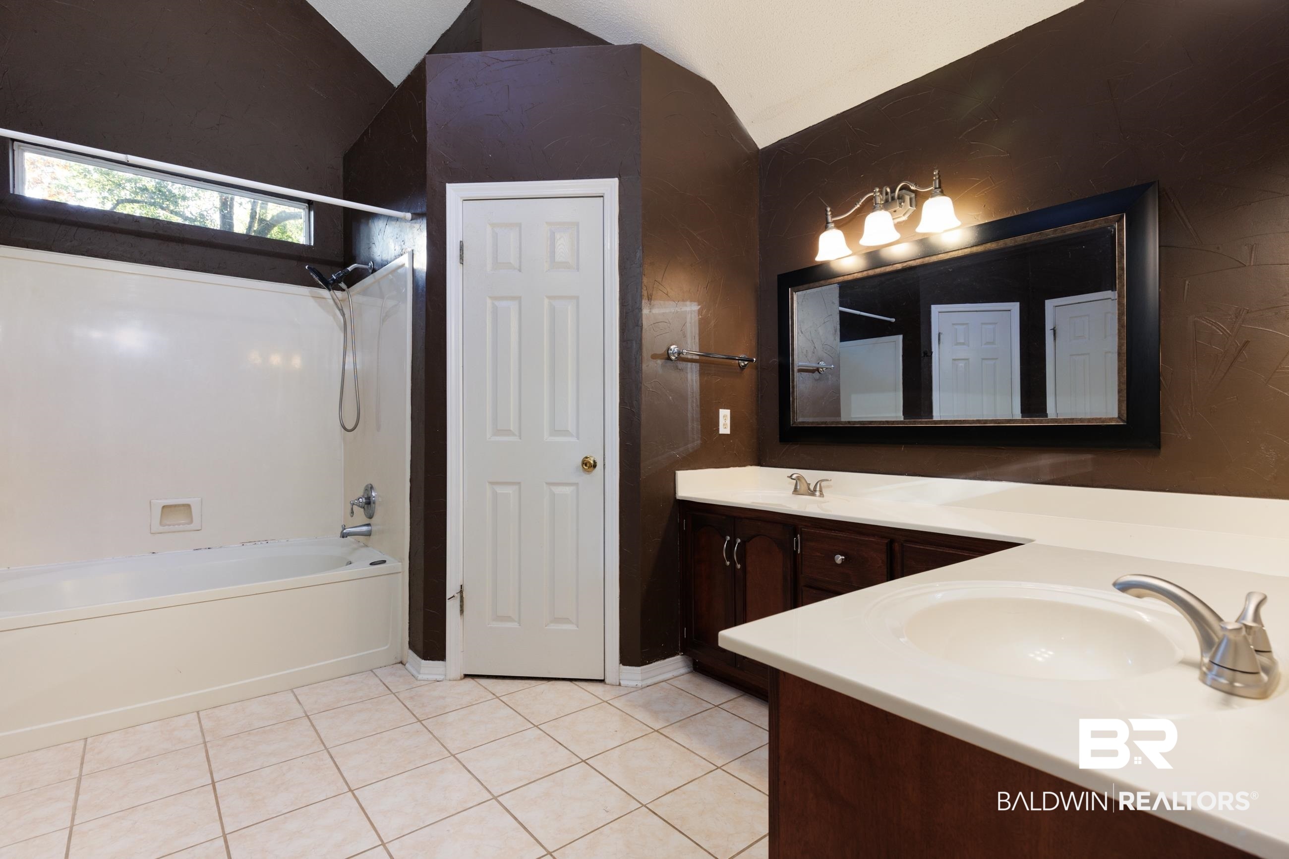 806 Louise Avenue Mobile, AL 36609 - Photo 17 of 23