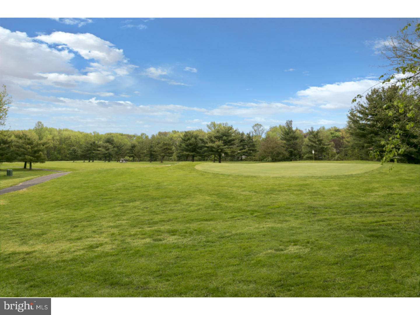 133 Farnwood Road Mount Laurel, NJ 08054 - Photo 1 of 25 View in Back
