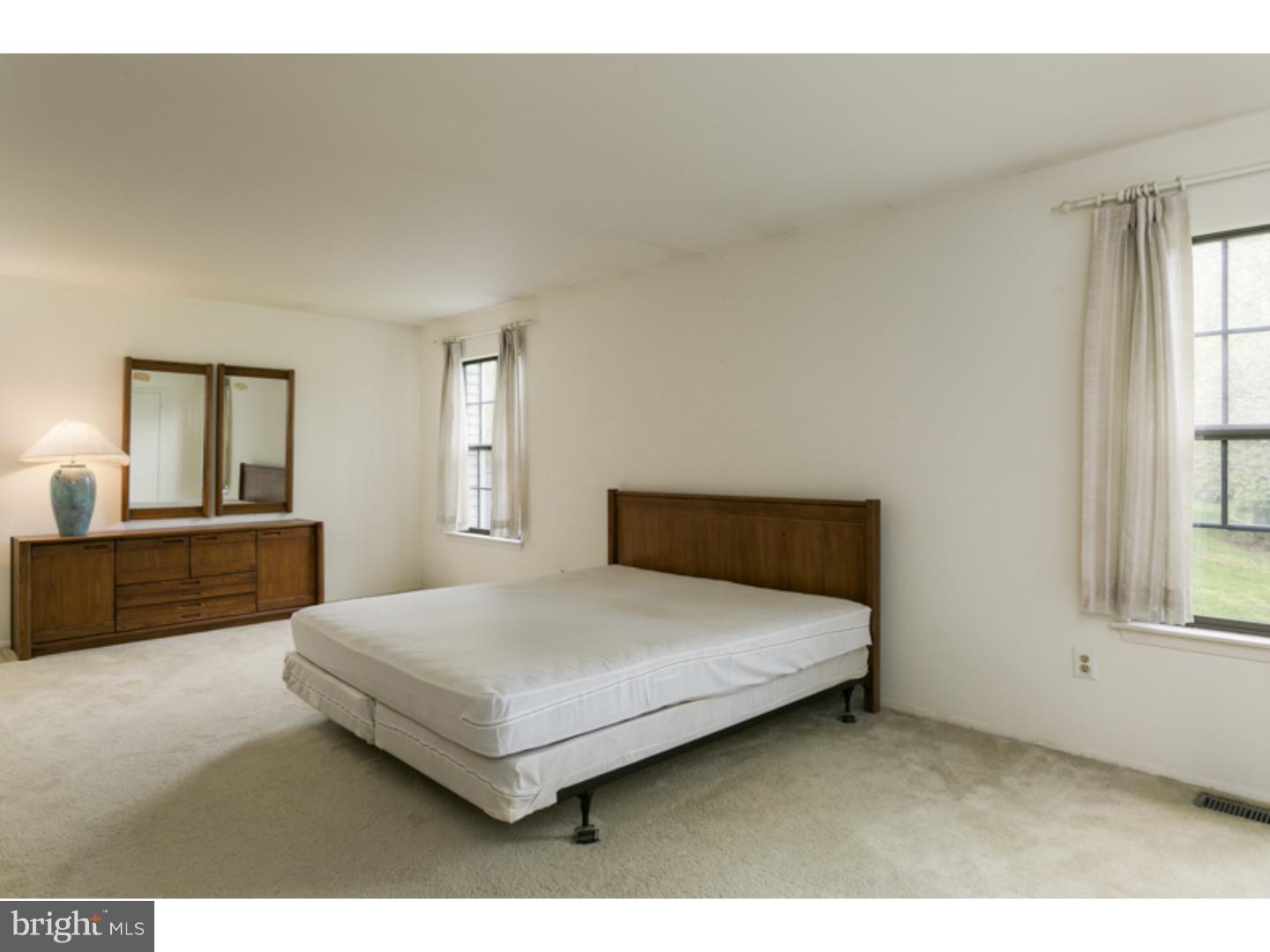 133 Farnwood Road Mount Laurel, NJ 08054 - Photo 17 of 25 Master Bedroom