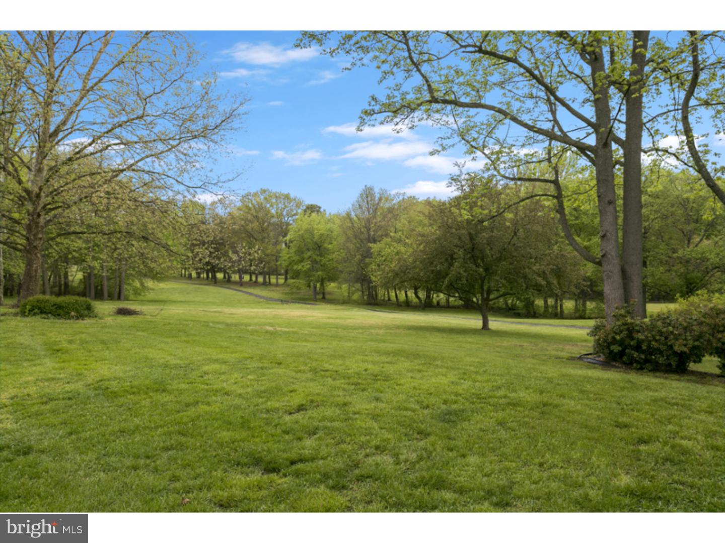 133 Farnwood Road Mount Laurel, NJ 08054 - Photo 25 of 25 View in Back