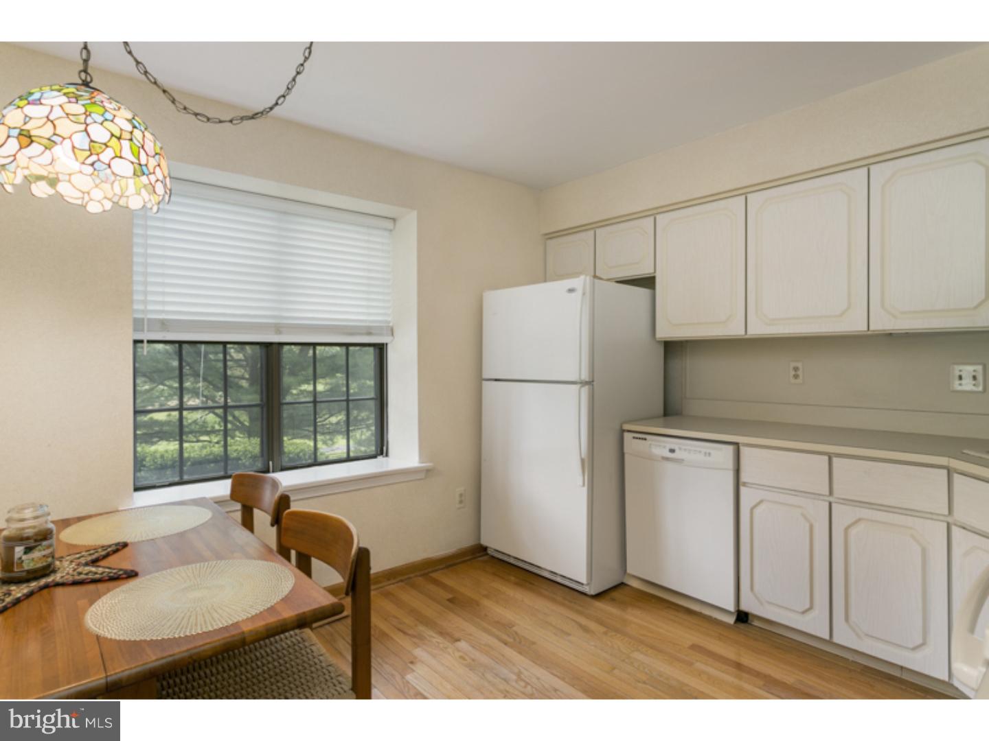 133 Farnwood Road Mount Laurel, NJ 08054 - Photo 7 of 25 Kitchen