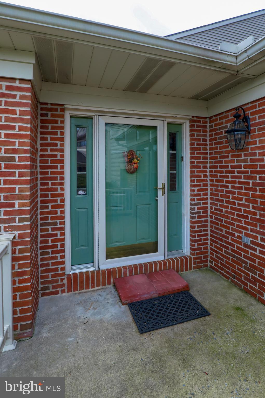 1829 Spring Ridge Lane Lancaster, PA 17603 - Photo 2 of 34 Gallery Image 2