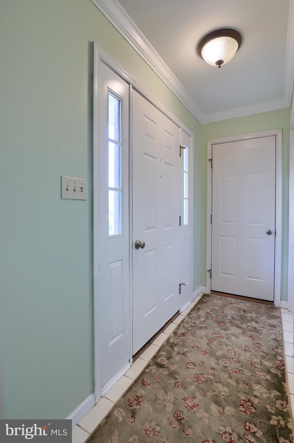 1829 Spring Ridge Lane Lancaster, PA 17603 - Photo 3 of 34 Gallery Image 3