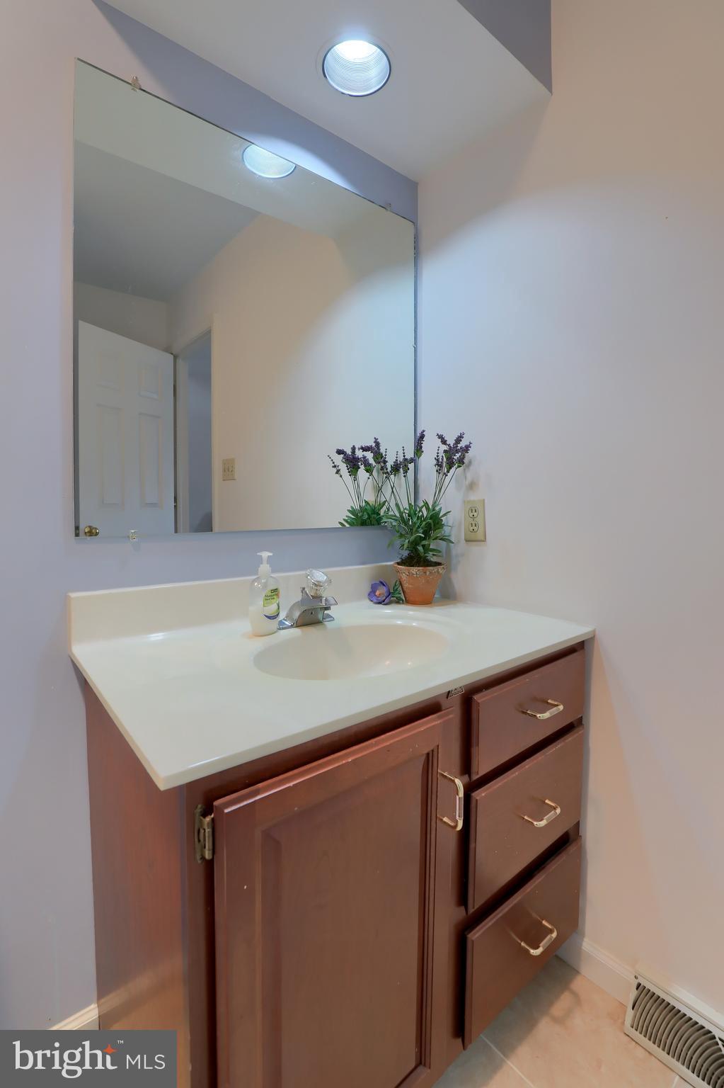 1829 Spring Ridge Lane Lancaster, PA 17603 - Photo 21 of 34 Gallery Image 21