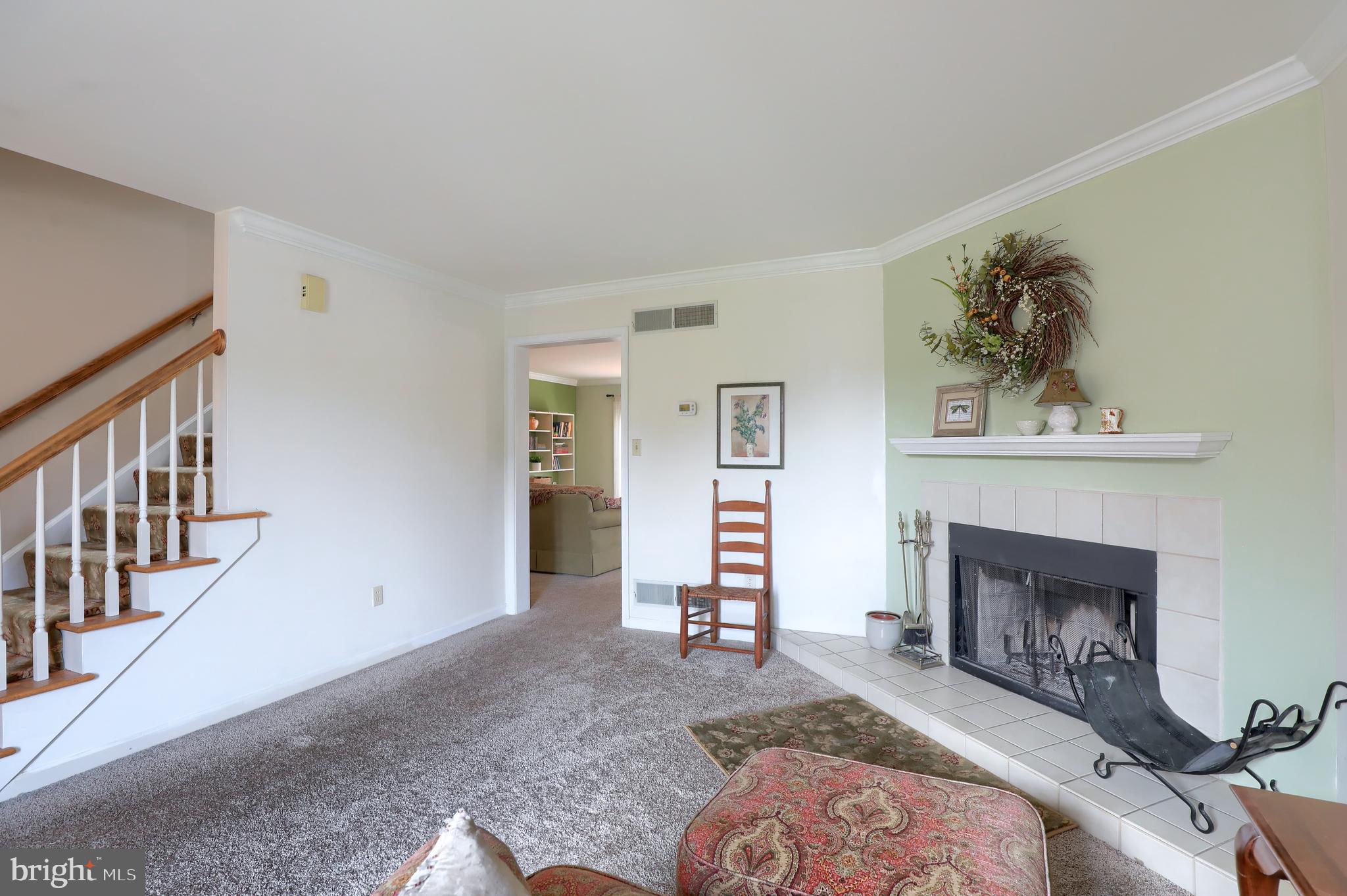 1829 Spring Ridge Lane Lancaster, PA 17603 - Photo 5 of 34 Gallery Image 5