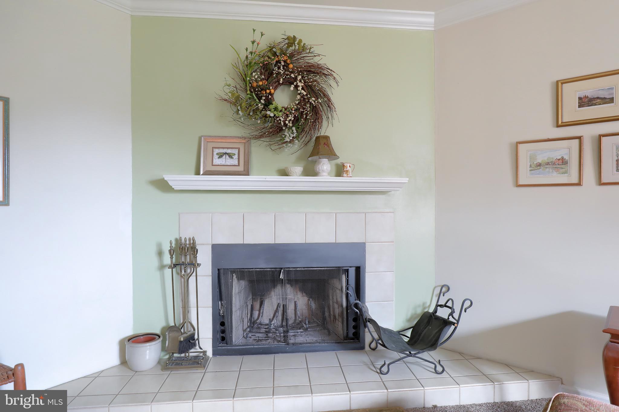 1829 Spring Ridge Lane Lancaster, PA 17603 - Photo 7 of 34 Gallery Image 7