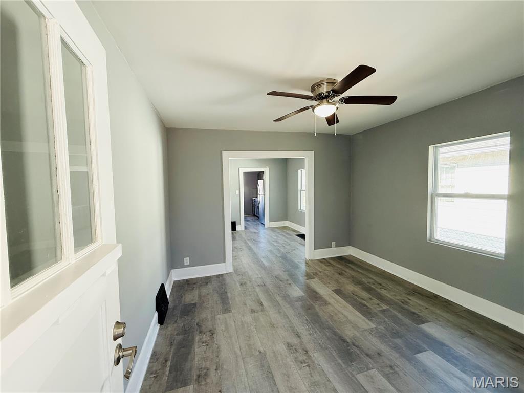 516 Sering Avenue Alton, IL 62002 - Photo 3 of 14