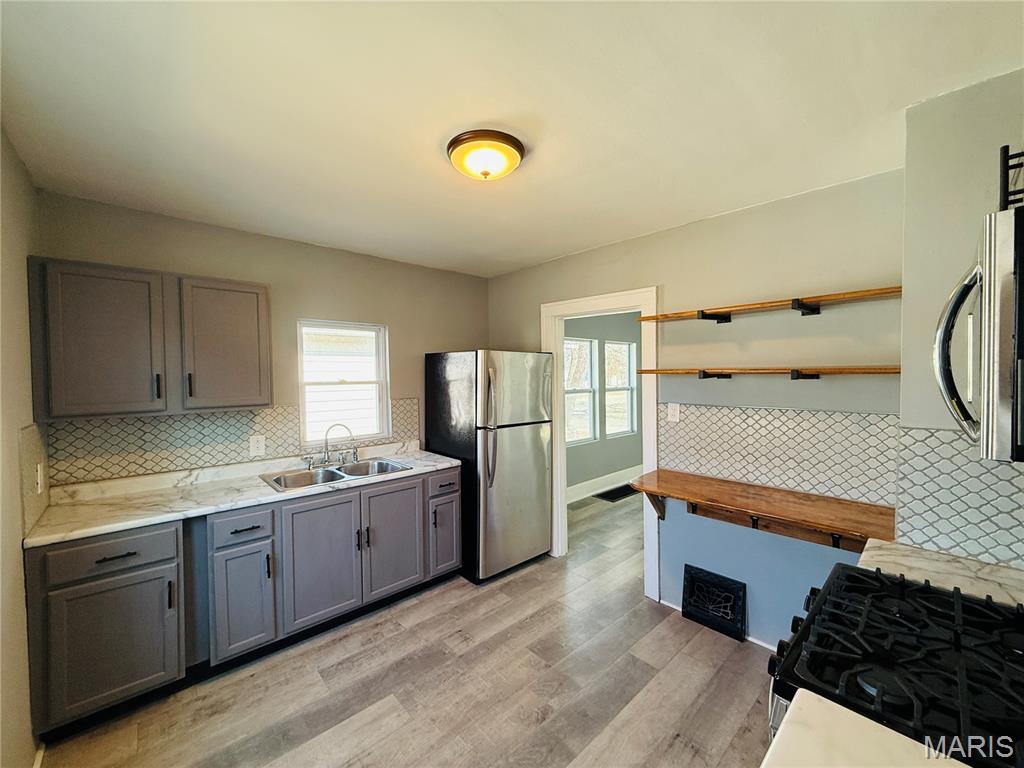 516 Sering Avenue Alton, IL 62002 - Photo 7 of 14