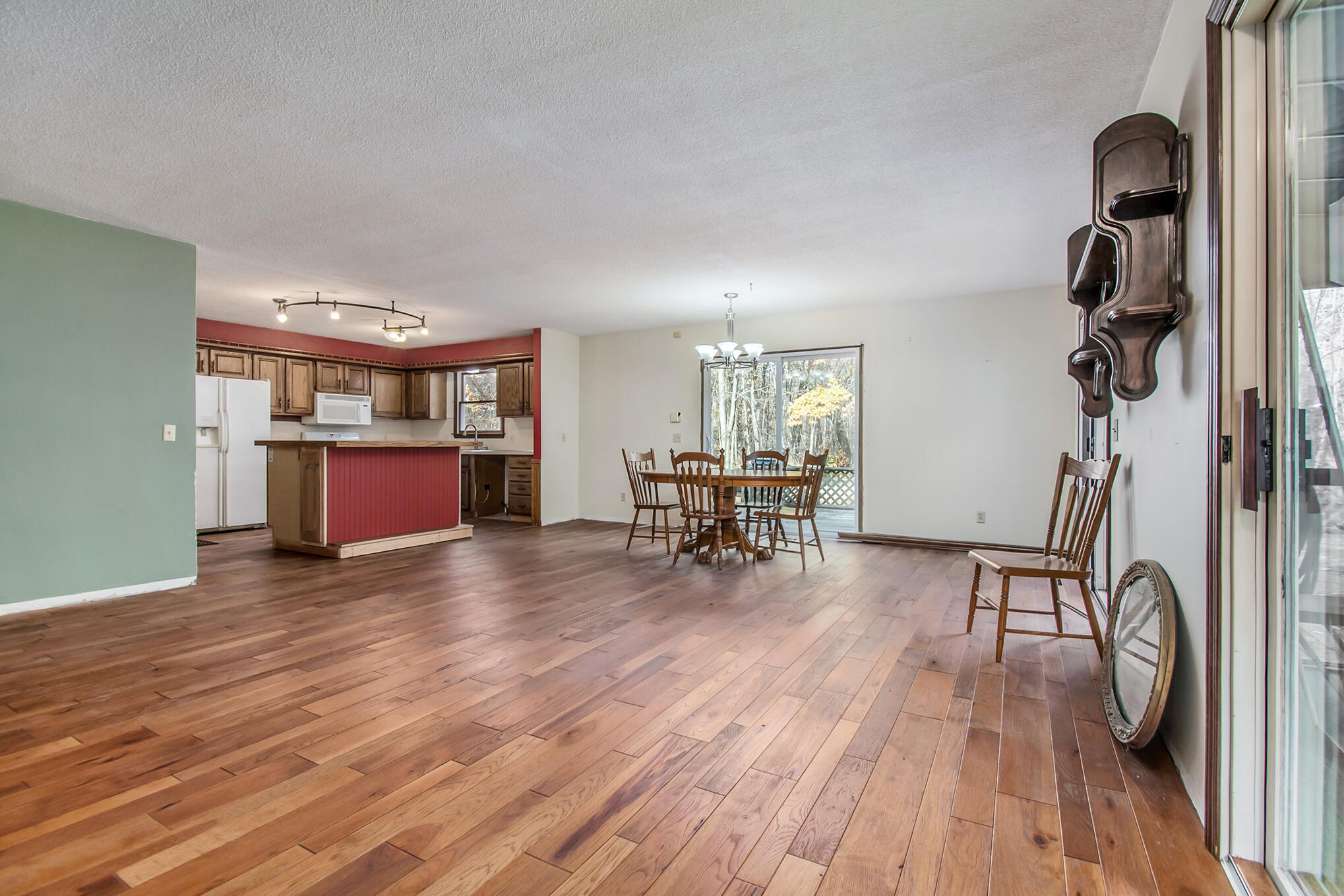 15926 Green Briar Road Three Rivers, MI 49093 - Photo 5 of 34 Great Room