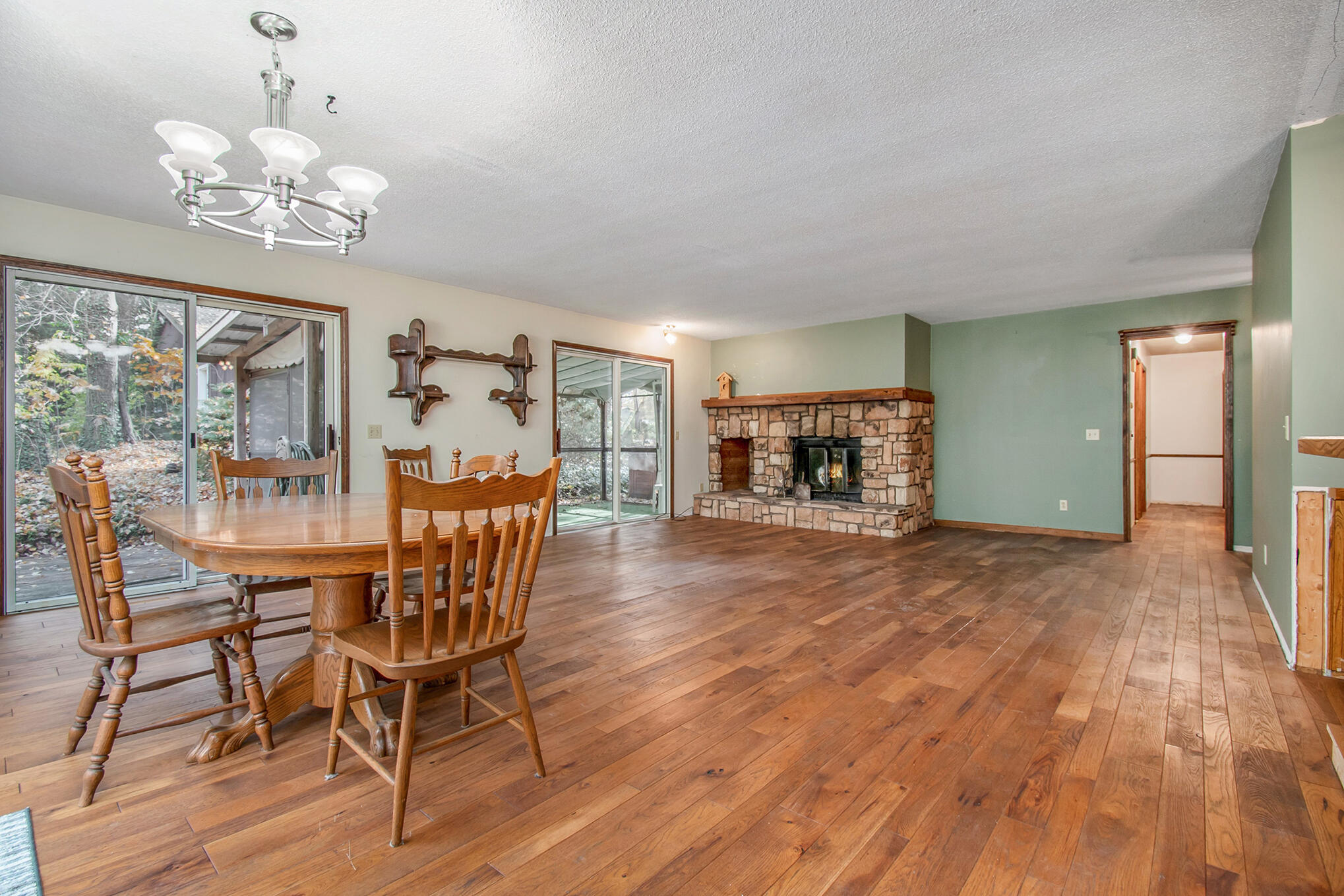 15926 Green Briar Road Three Rivers, MI 49093 - Photo 7 of 34 Great Room