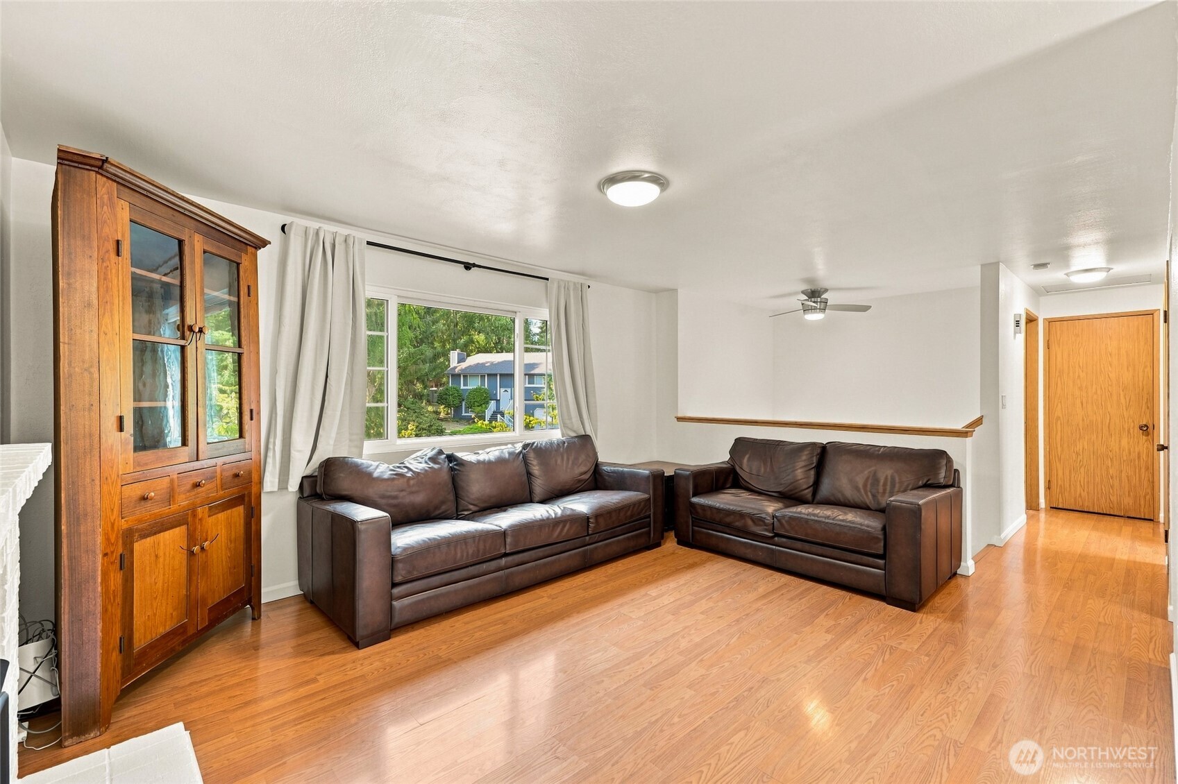 1812 172nd Street Southeast Bothell, WA 98012 - Photo 6 of 33 Gallery Image 6
