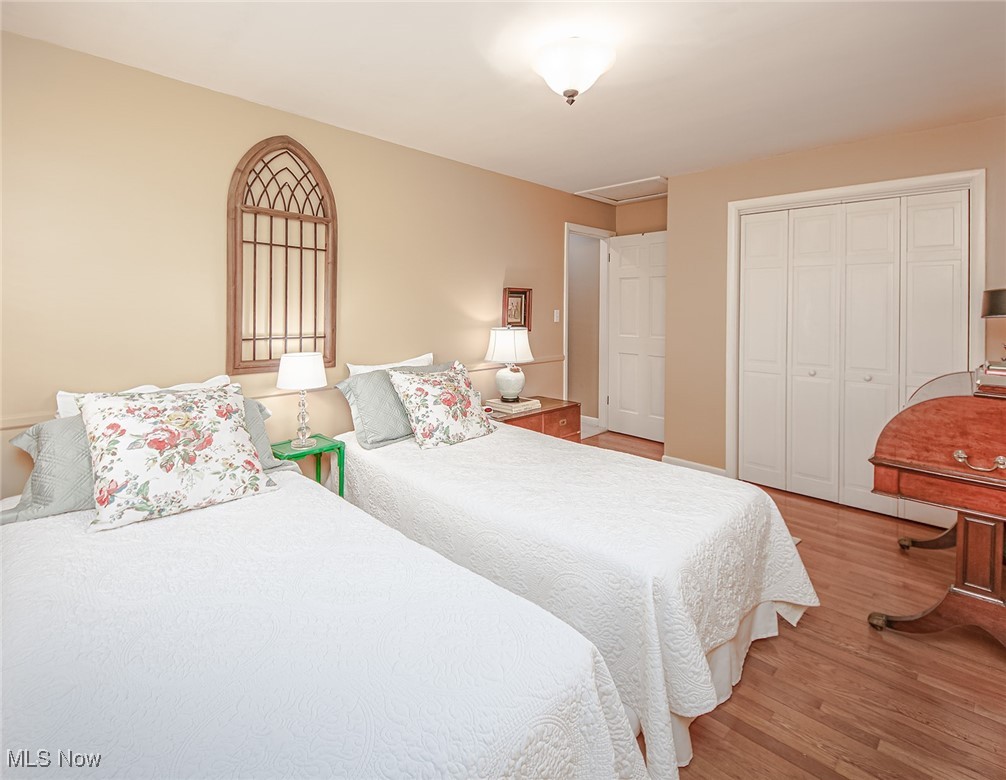 696 Ecton Road Akron, OH 44303 - Photo 22 of 41 Another view of this room.