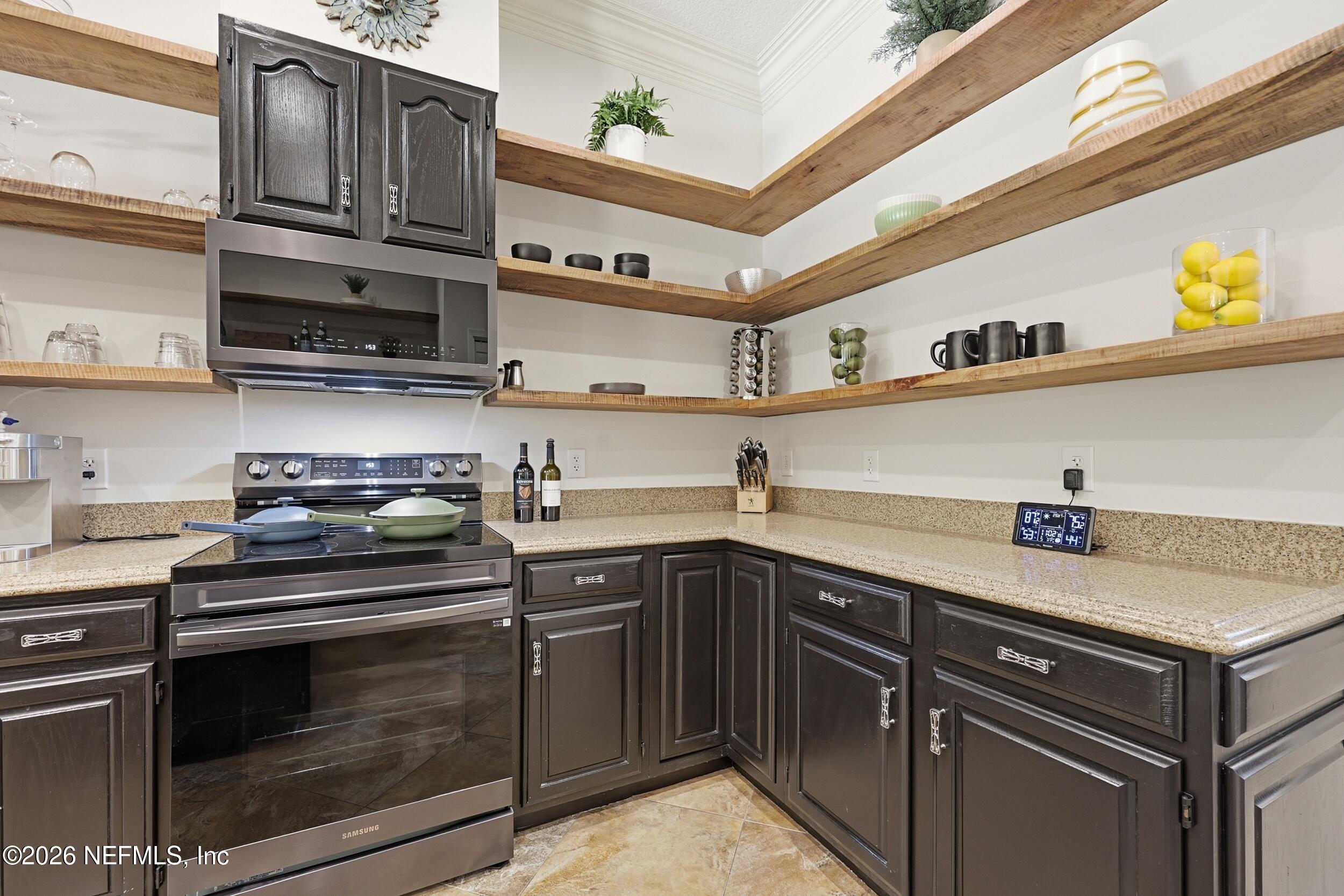 1292 Creek Bend Road St. Johns, FL 32259 - Photo 4 of 37 Custom Oak Shelves