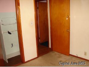 2827 Hoover Avenue Springfield, IL 62703 - Photo 8 of 9