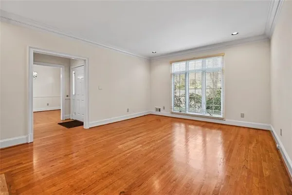 $5,600 | 11 Paces W Drive Northwest, Atlanta, GA 30327