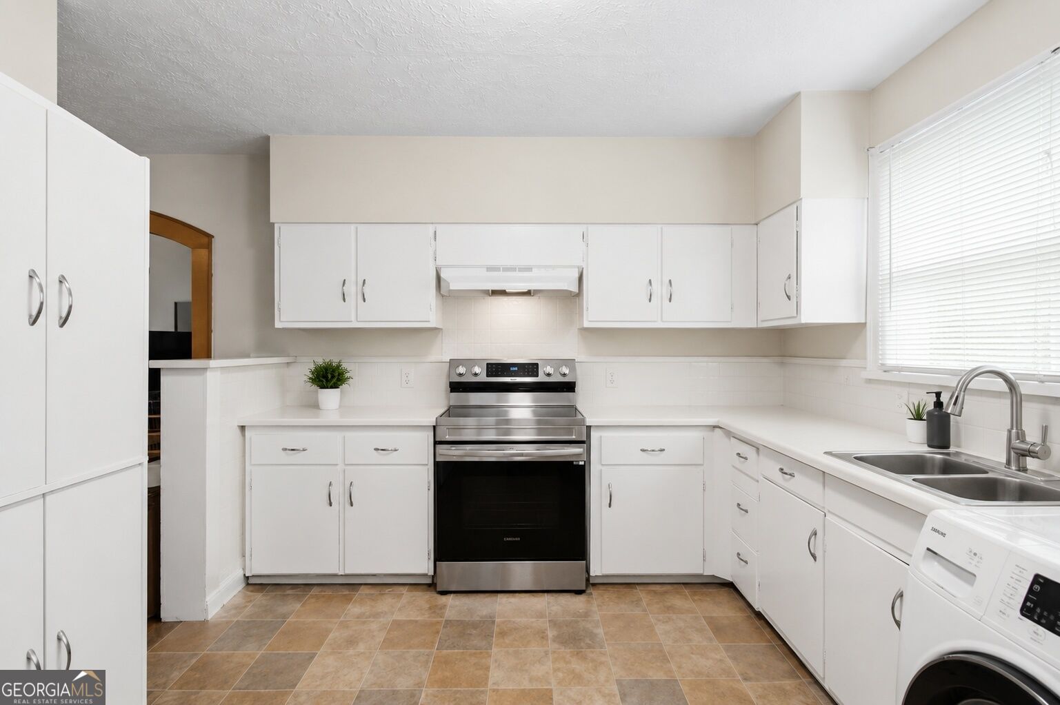 2009 Broad Rome, GA 30161 - Photo 8 of 26 Gallery Image 8