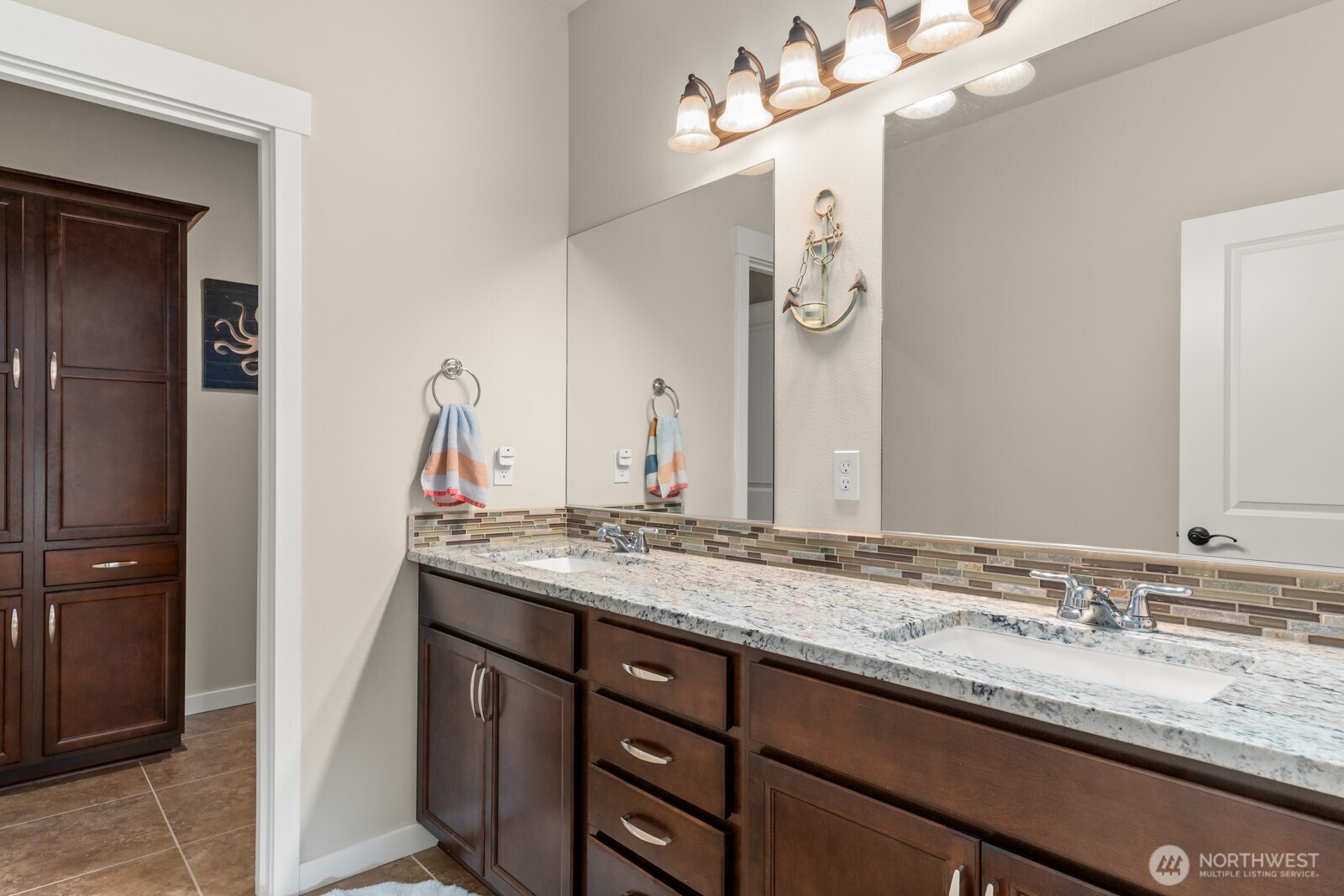 10916 Bay Meadows Lane Burlington, WA 98233 - Photo 18 of 38