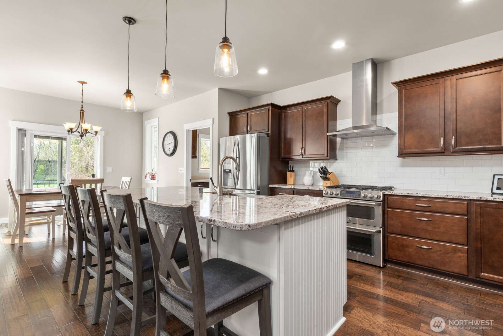10916 Bay Meadows Lane Burlington, WA 98233 - Photo 4 of 38