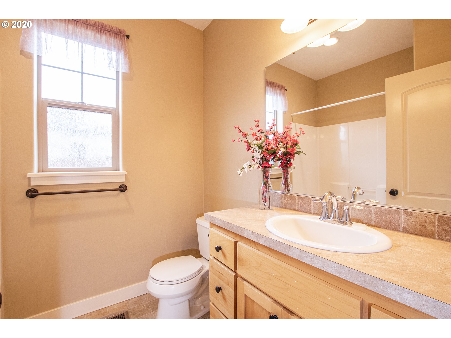 1019 South 41st Street Springfield, OR 97478 - Photo 11 of 22