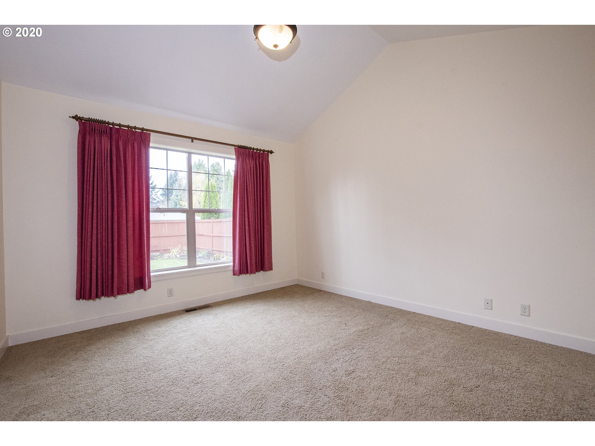 1019 South 41st Street Springfield, OR 97478 - Photo 12 of 22