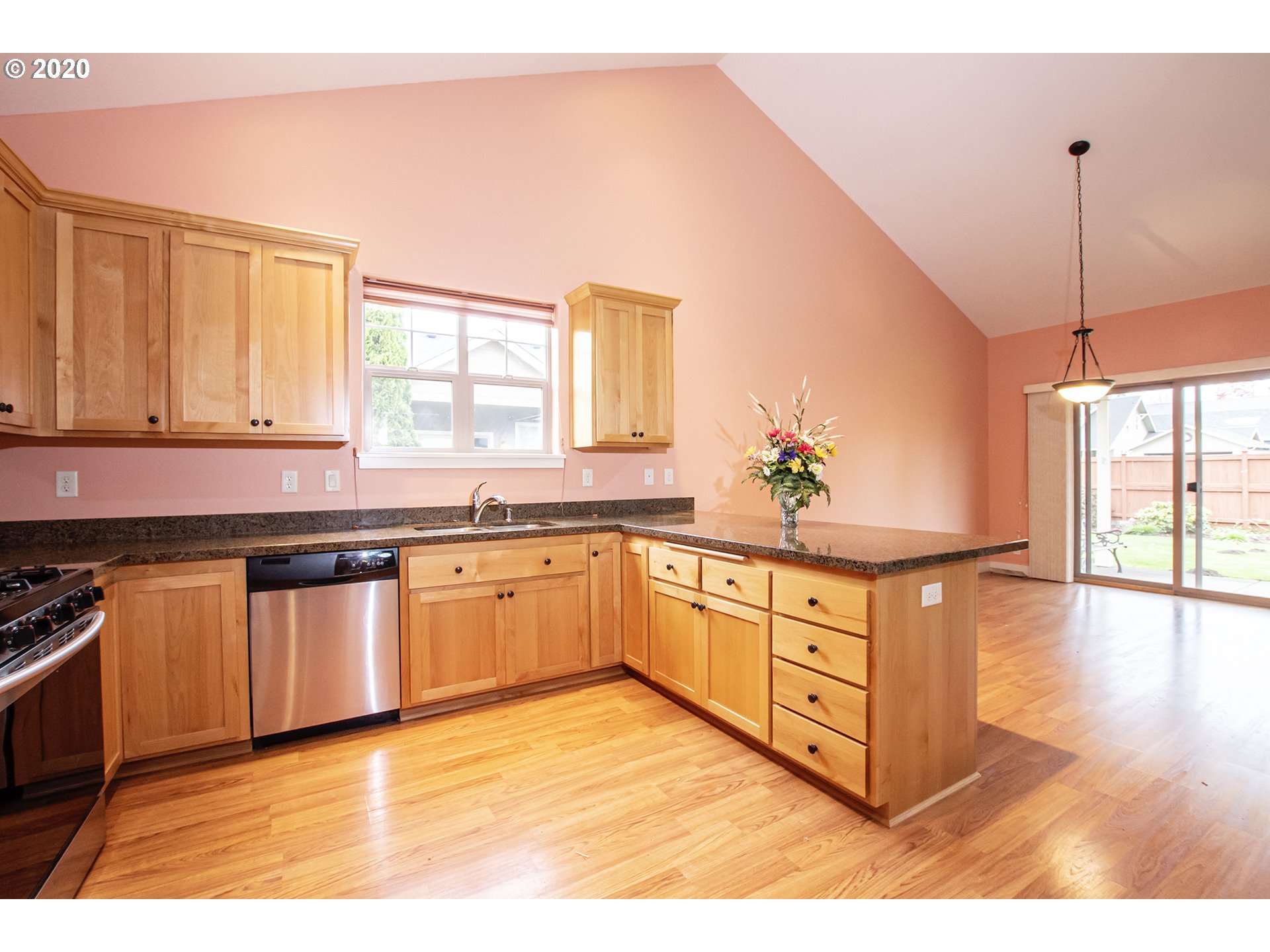 1019 South 41st Street Springfield, OR 97478 - Photo 8 of 22