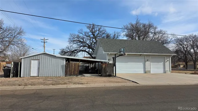 $138,000 | 218 West 5th Street, Julesburg, CO 80737